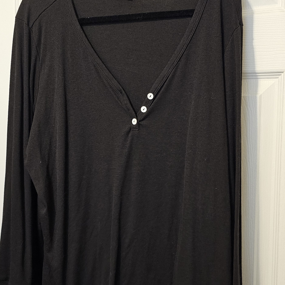 LuLaRoe Black Long-Sleeve V-Neck Henley
